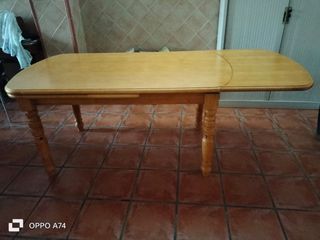 Mesa de comedor extensible de madera