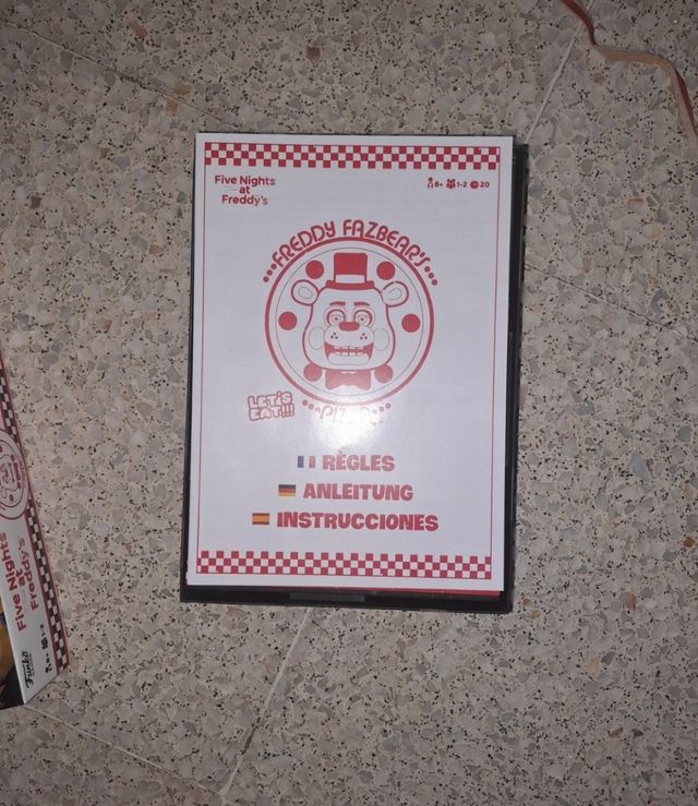 Juego de mesa Five Nights at Freddy's