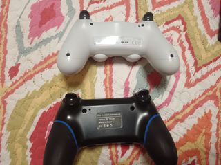 2 Mandos PS4 (PlayStation 4) Sony