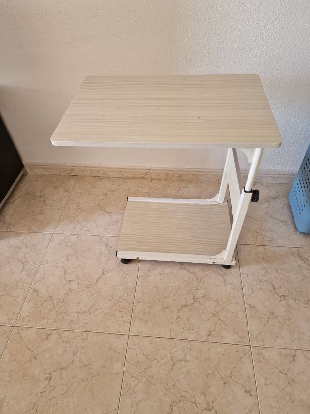 Mesa auxiliar sofá/cama multiusos
