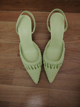 Zapatos destalonados Mango verdes