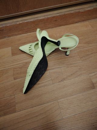 Zapatos destalonados Mango verdes