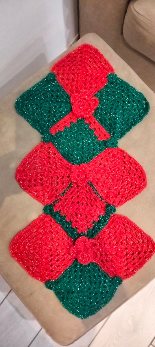 Runner natalizio fatto a mano