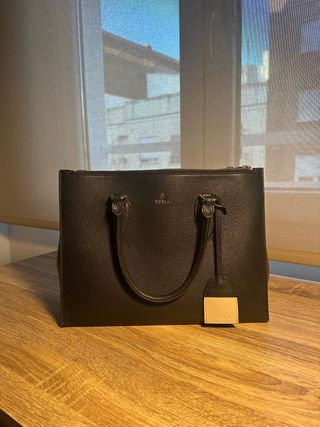Bolso Furla Satchel de Piel Negro