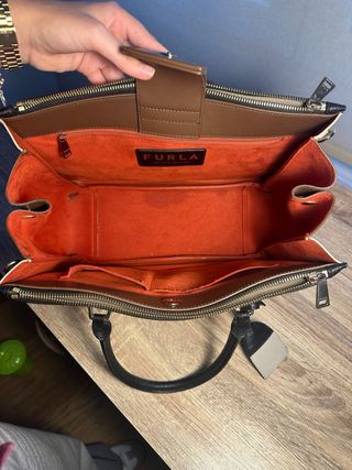 Bolso Furla Satchel de Piel Negro