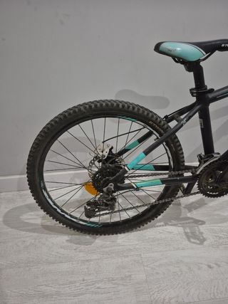 Bicicleta de Montaña B'TWIN 24''