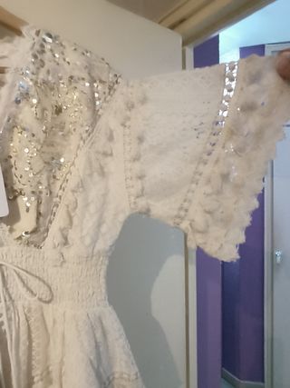 Vestido blanco corto encaje y lentejuelas