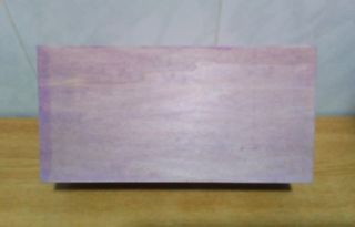 Preciosa caja de madera color malva nueva