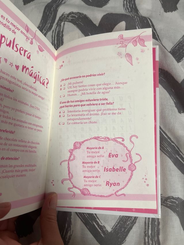 La pulsera mágica de Eva, 1. El unicornio plateado