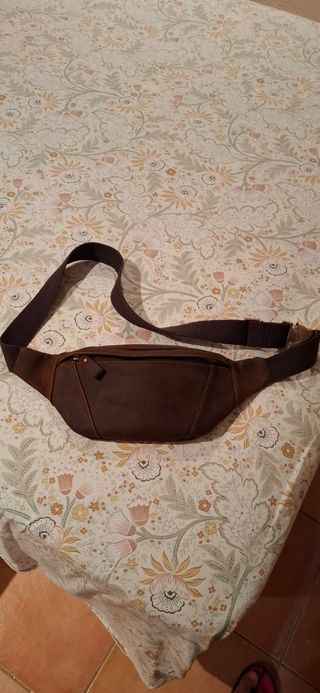 Bolso Riñonera Cuero Auténtico Marrón