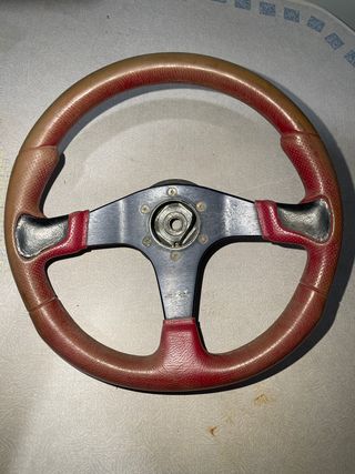 Volante Deportivo Suzuki 