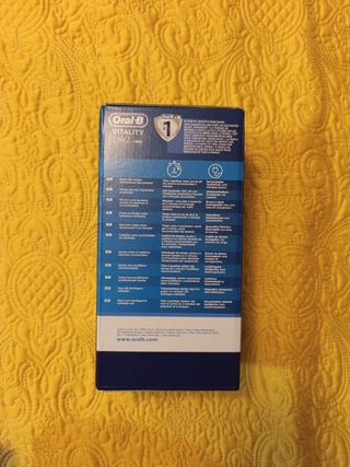Cepillo Eléctrico Oral-B Vitality 100