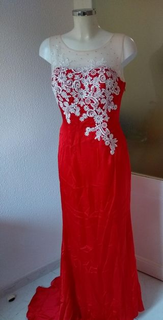 Vestido de fiesta rojo y blanco