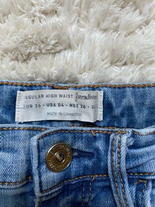 Pantalones pitillo Stradivarius azules