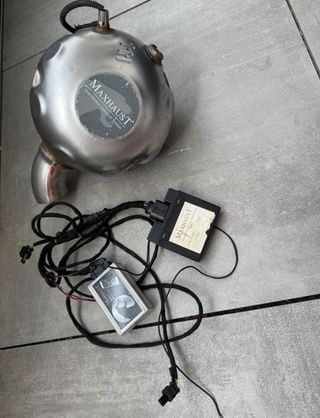 Active Sound Booster Maxhaust.

