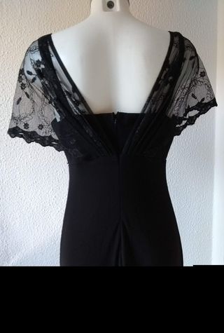 Vestido de fiesta negro con encaje