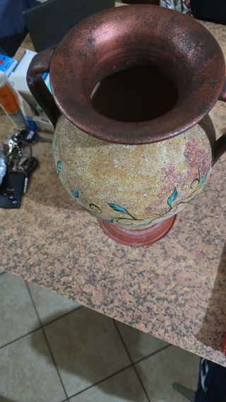 Vaso decorativo con fiori