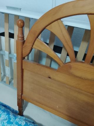 Cabecero de cama de madera