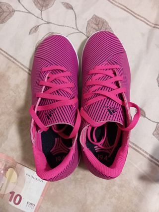 Botas de fútbol sala Adidas Nemesis número 36