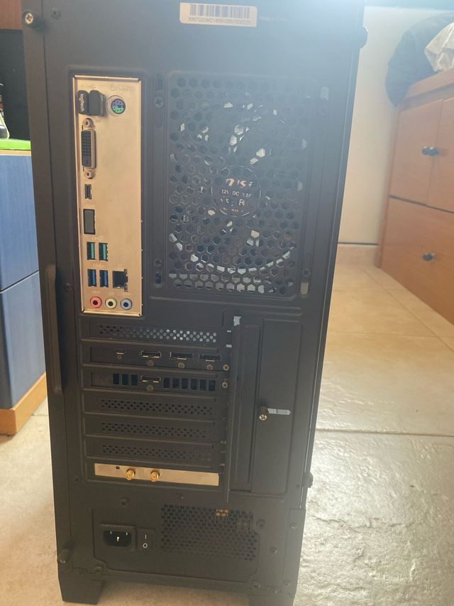 PC Ryzen5 + RTX2060S + 1TB + Monitor 144Hz +extras