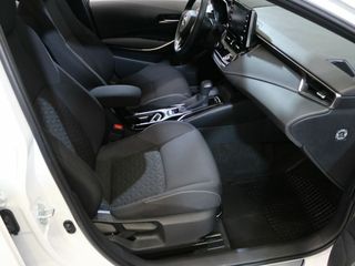 Toyota Corolla 1.8 125H ACTIVE TECH E-CVT