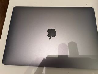 MacBook Air 13 M1 8gb/256 2020 Gris batería nueva