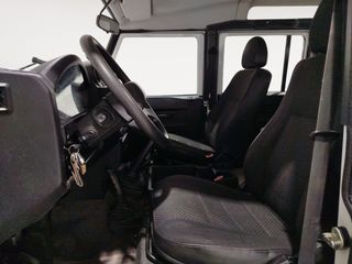 Land-Rover Defender 110 E Station Wagon