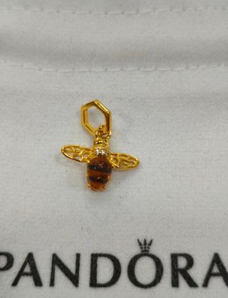 Charm Pandora Abeja Dorada