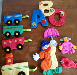 Set de Juguetes de Tela ABC Trenes y Figuras