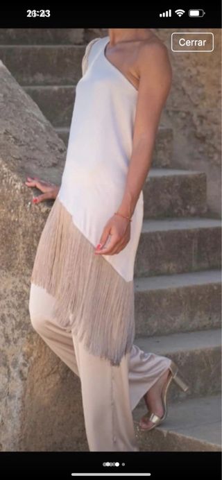 Traje de cóctel beige y dorado SOLO HOY POR 70