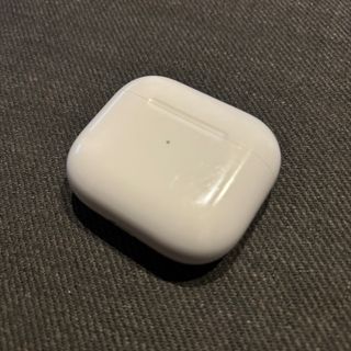 Apple AirPods 3 (con estuche de carga inalámbrica)