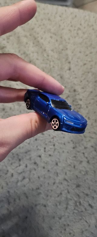 Maisto Chevrolet Camaro SS Blu
