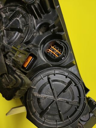 FARO DELANTERO IZQUIERDO HYUNDAI I40