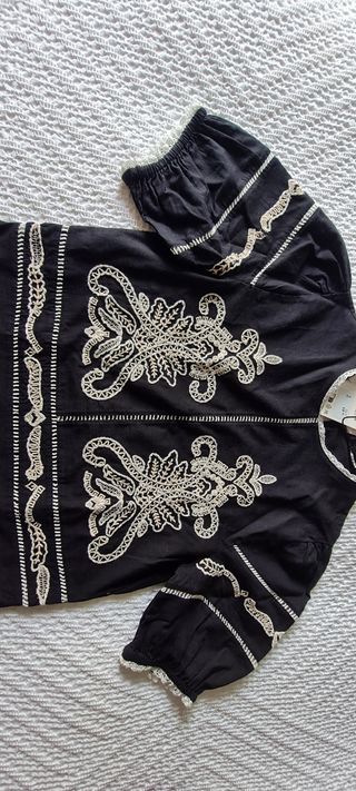 Camisa Zara bordada XS Nueva