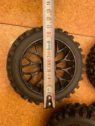 Neumáticos 1:8 Off Road Buggy