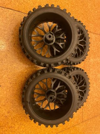 Neumáticos 1:8 Off Road Buggy