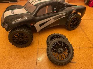 Neumáticos 1:8 Off Road Buggy