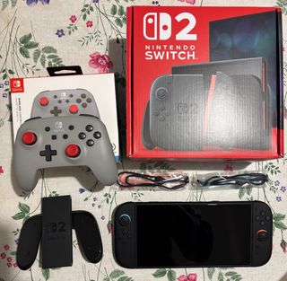 Nintendo Switch 2 impeccabile + controller aggiuntivo