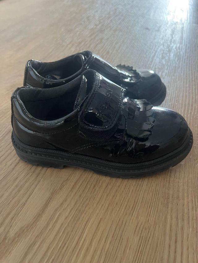 Zapatos Pablosky Colegiales Charol Negro