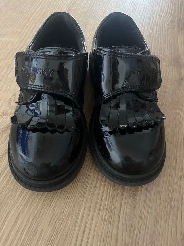 Zapatos Pablosky Colegiales Charol Negro