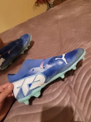 Zapatillas de fútbol como nuevas marca puma
