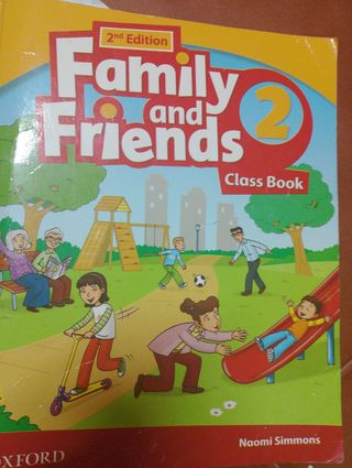 Family and Friends 2nd Edition 2. Class Book Pa...