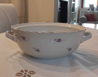 Zuppiera in porcellana senza coperchio