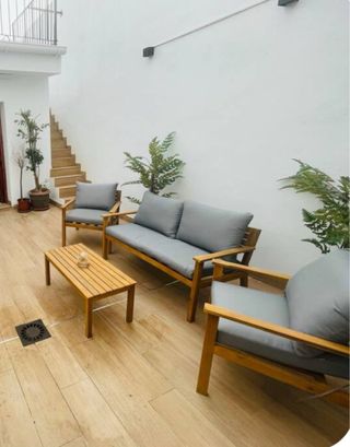 Conjunto Terraza Madera y Tela Gris