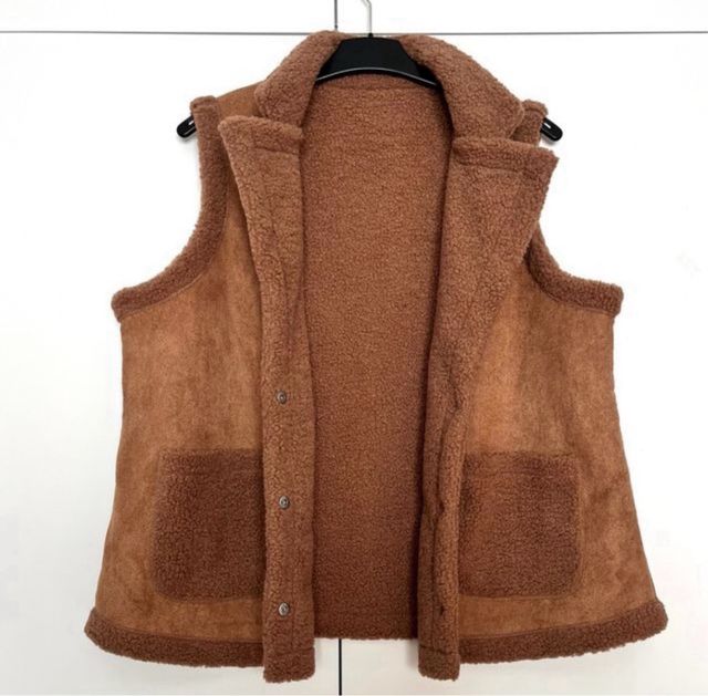 Colete castanho com forro em pele de carneiro T. XL