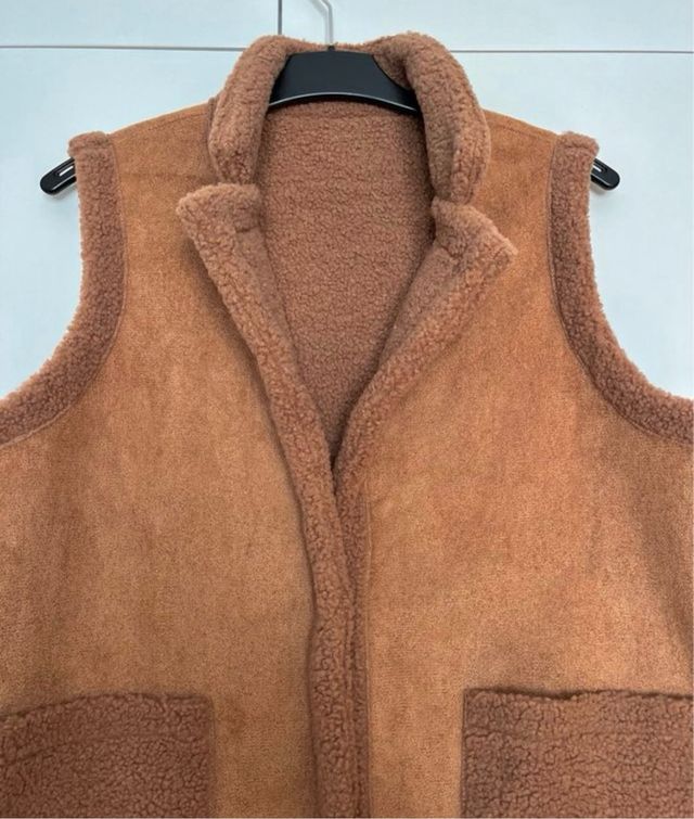 Colete castanho com forro em pele de carneiro T. XL