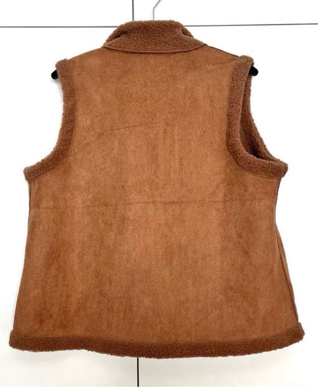 Colete castanho com forro em pele de carneiro T. XL