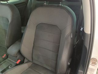 Volkswagen Golf Sport