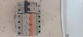 Lote material eléctrico