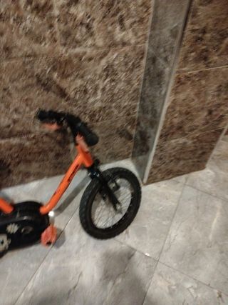Bicicleta BMX Btwin Roja